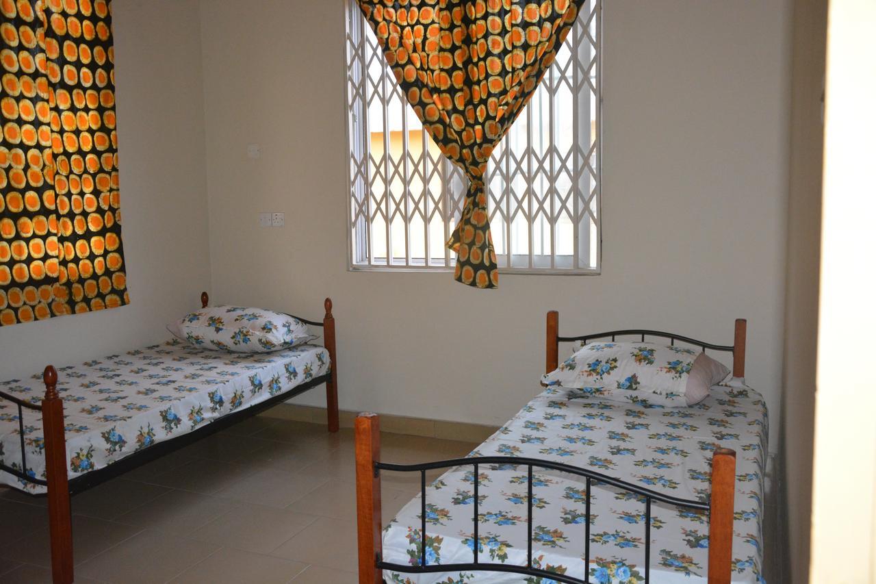The Accra Backpackers Hostel מראה חיצוני תמונה