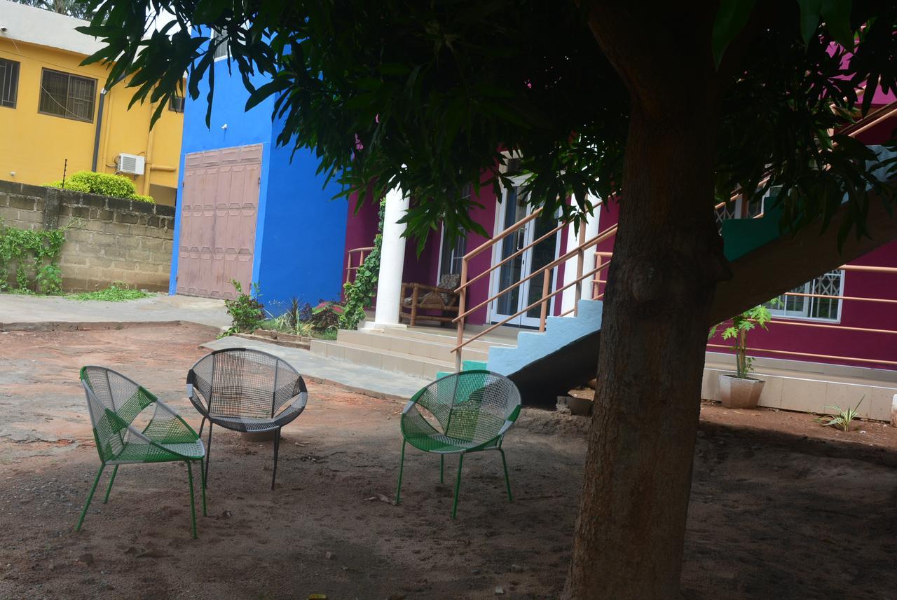 The Accra Backpackers Hostel מראה חיצוני תמונה