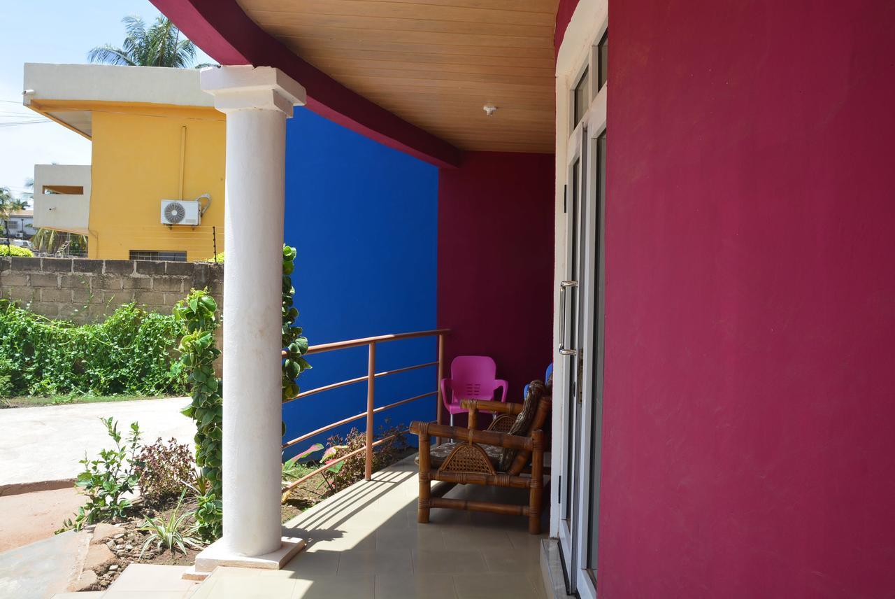 The Accra Backpackers Hostel מראה חיצוני תמונה