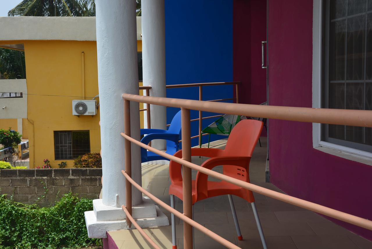 The Accra Backpackers Hostel מראה חיצוני תמונה